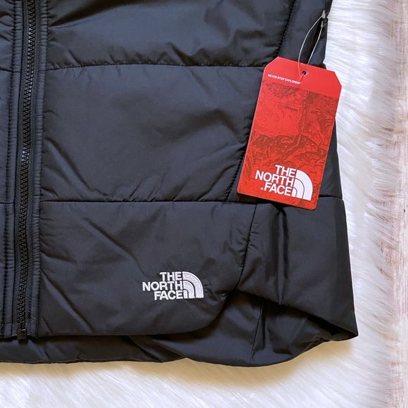 The North Face Women’s Everyday Insulated Black Vest - Picture 3 of 11